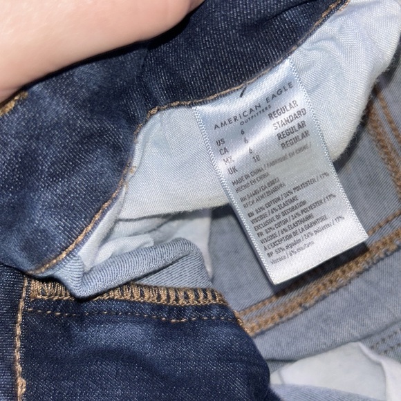 AMERICAN EAGLE JEANS - Picture 3 of 4